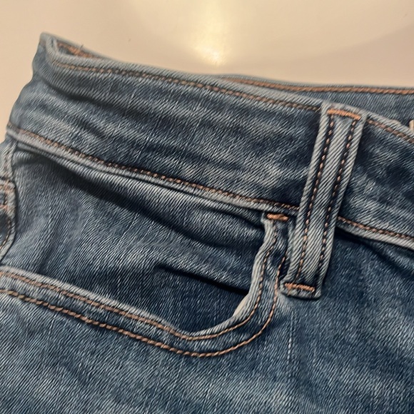 Blue long jeans | American Eagle | Lightly used | Size 4 | - Picture 2 of 7